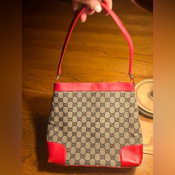 EUC Gucci GG Red trimmed Canvas Handbag. - Picture 14 of 14